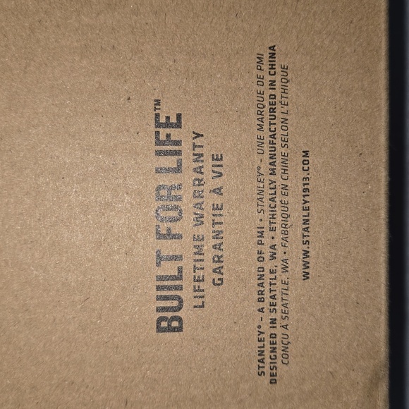 Stanley The Flowstate Quencher H2.0 Tumbler Black 40 Oz. NWT - Picture 10 of 10